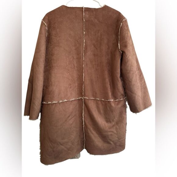 BB Dakota Women’s Reversible Faux Shearling Jacket New in Size Small. - Picture 4 of 7